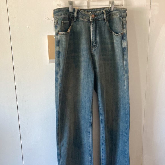 Morville Textiles Classic Straight Jeans - Picture 2 of 8